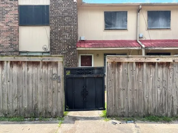 303 N Rhodes St APT 21, West Memphis, AR 72301