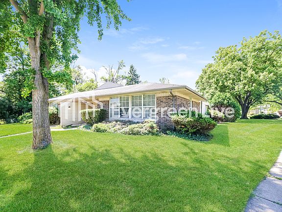 2nd image of 5722 Troy Villa Blvd