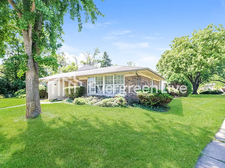 5722 Troy Villa Blvd — Photo 2