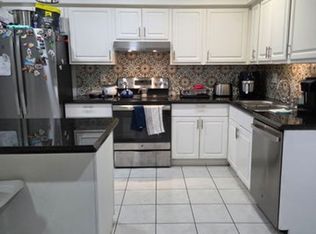 810 Sandtree Dr, Palm Beach Gardens, FL 33403