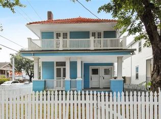 8202 Plum St #B, New Orleans, LA 70118