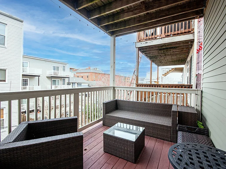 2 Burnham Pl #2 — Photo 19