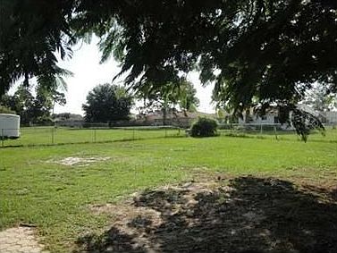 5th image of 317 SW Tulip Blvd