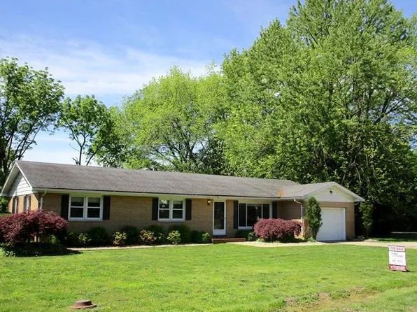 1616 Sunset Dr, Carmi, IL 62821