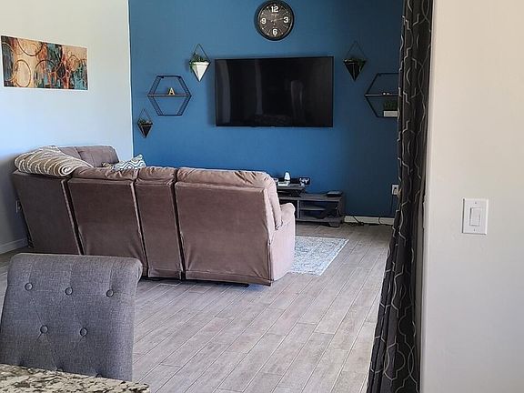 4th image of 3714 Santa Clarita Ave
