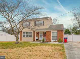 904 Sunset Dr, Somerdale, NJ 08083