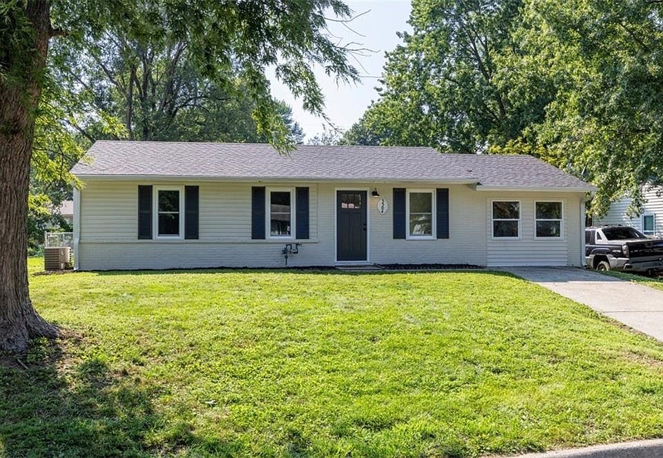 1st image of 3304 Chippewa Ln