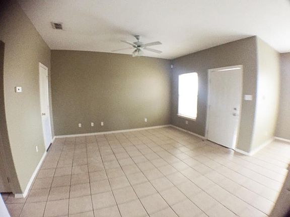5th image of 3200 Hill Crest Dr APT 8