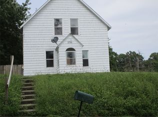 2701 Mondamin Ave, Des Moines, IA 50310