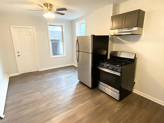 2nd image of 100 S Essex Ave APT 2