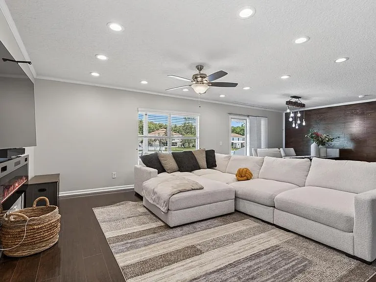 7163 Bedfordshire Ln — Photo 25