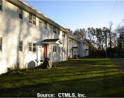 2 bed, 1120 sqft, $1,850 — Photo 2