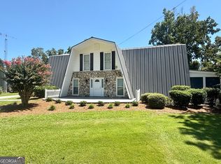 556 Flowers Dr, Blakely, GA 39823