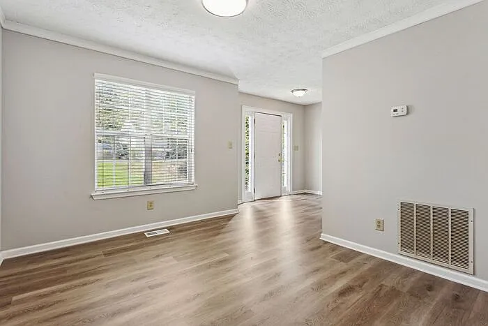 525 Abbotts Hill Ln — Photo 17