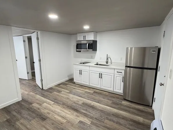 1615 Grant St Ne, 1615 Grant St NE, Salem, OR 97301