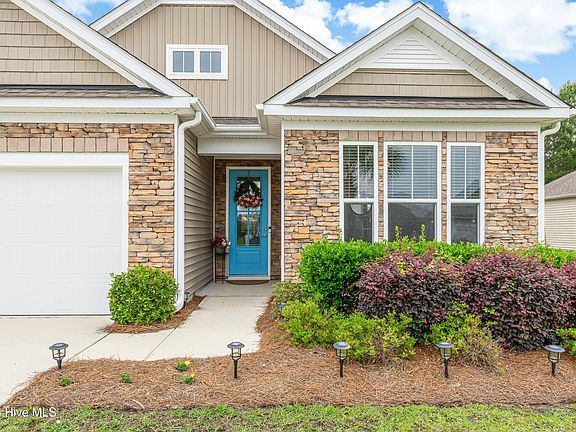 4th image of 1849 Bards Drive SE