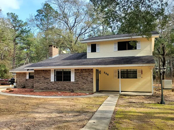 206 Fir St, Village Mills, TX 77663