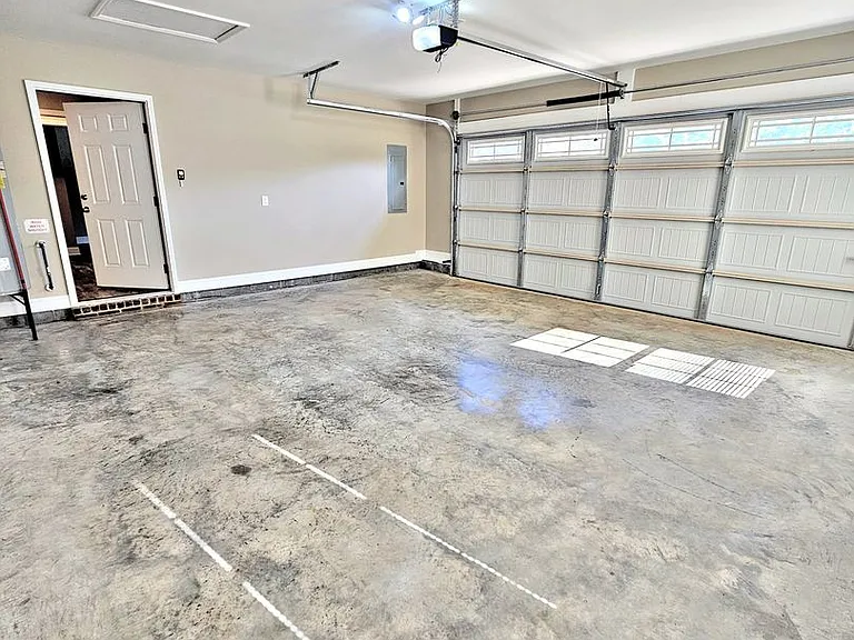 717 Iron Wood Dr SW — Photo 28