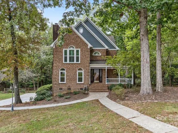 1837 Kilmonack Ln, Charlotte, NC 28270