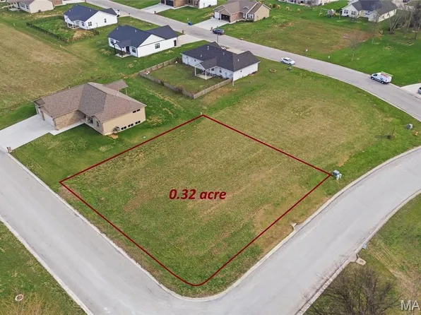 232 Walnut St, Damiansville, IL 62215