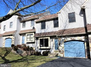 74 Bellwood Dr, Langhorne, PA 19053