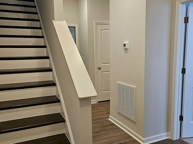 103 Hickory Plains Rd — Photo 3