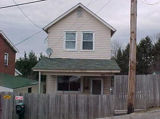 1st image of 515 Kahler St