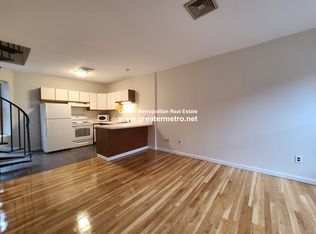 30 Clark St #5A, Boston, MA 02109