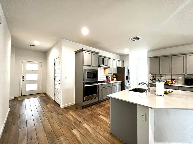 11104 S Weismann Dr — Photo 10