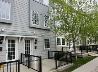 15 Bridgeland Dr S #203B, Winnipeg, MB R3Y0E7