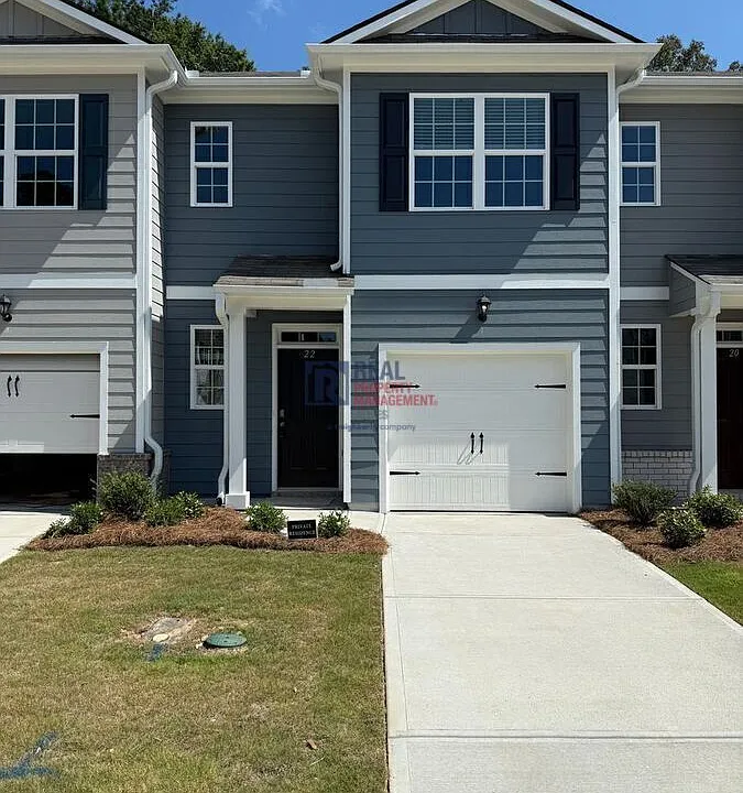22 Silverbell Ln NW