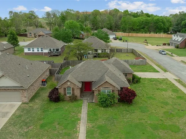 4657 Cory St, Springdale, AR 72762