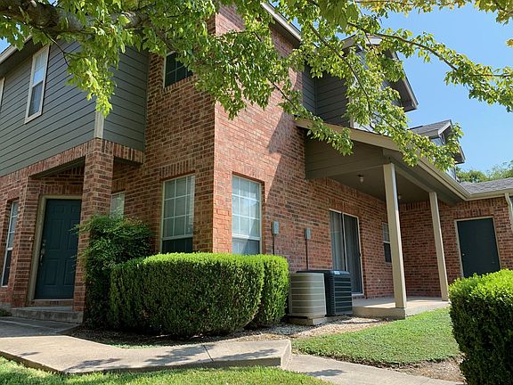 3rd image of 87 Chapel Hill Cir