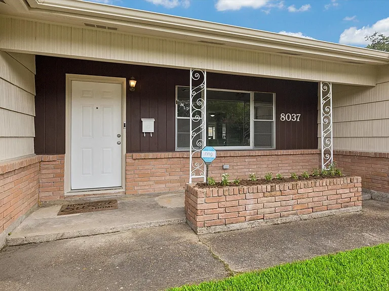 8037 Longridge Dr — Photo 3