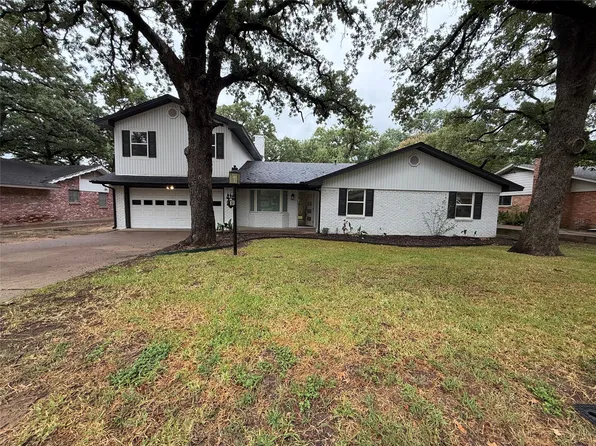 1515 Cherokee St, Arlington, TX 76012