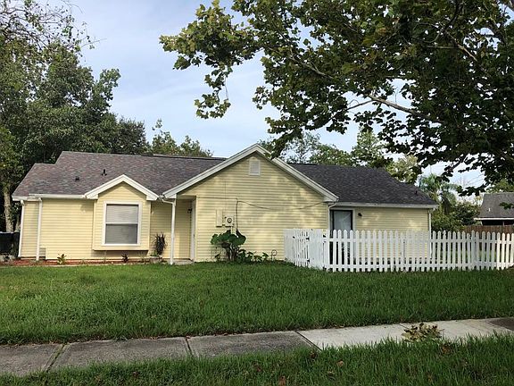 3rd image of 9932 Triple Crown Cir