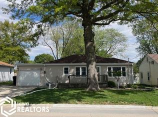 702 S Walnut St, Mount Pleasant, IA 52641