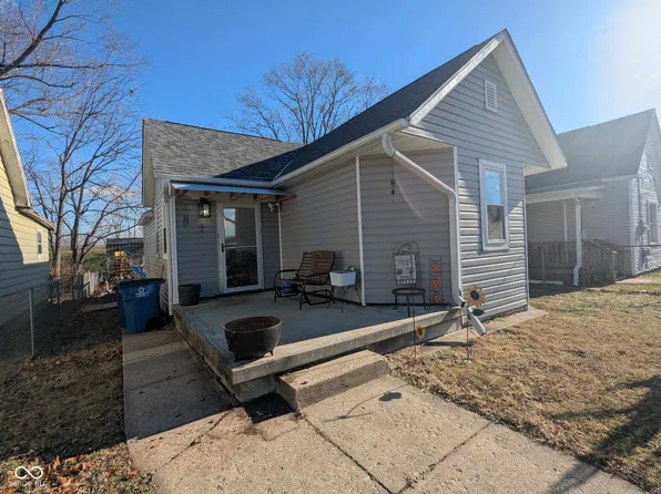 238 S McIlroy Ave, West Terre Haute, IN 47885