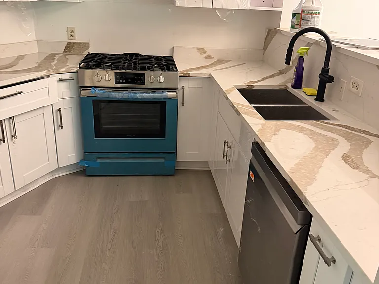 483 Sherman Way — Photo 5