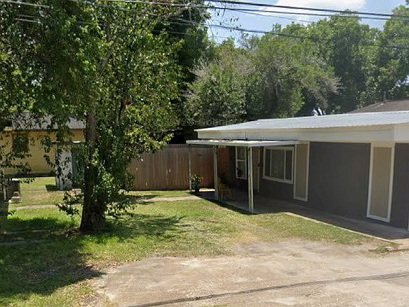 2nd image of 2302 N San Antonio Ave