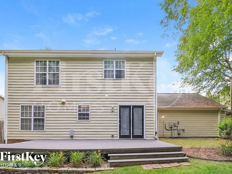3901 Colony Ridge Ct — Photo 13