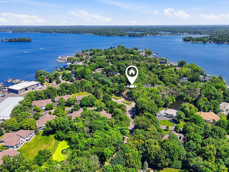 1st image of 175 Tonka Bay Rd
