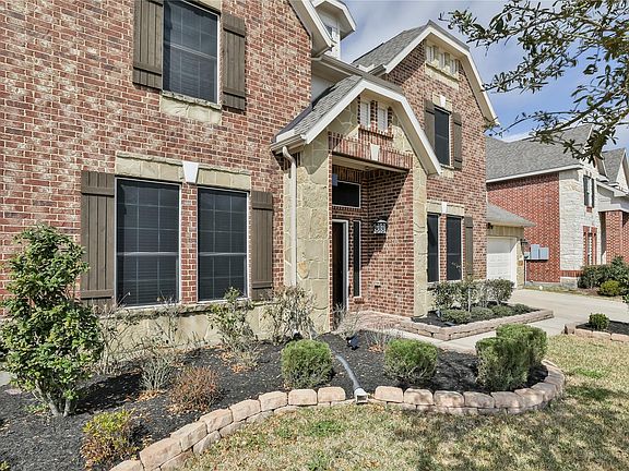 4th image of 4318 Juniper Ln