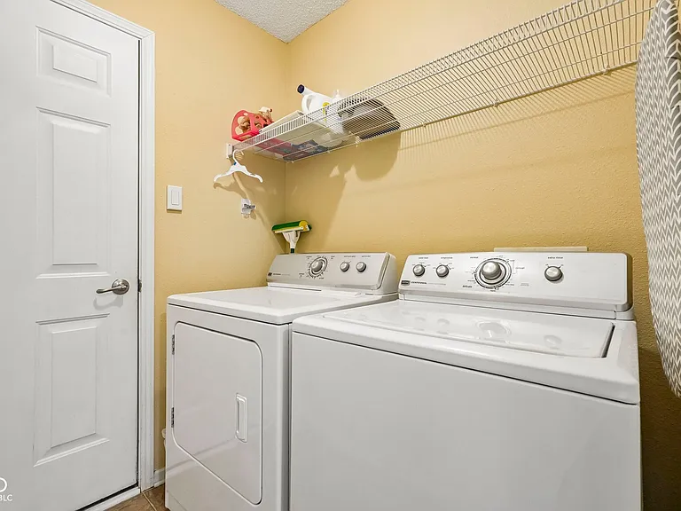 1754 Elijah Blue Dr — Photo 20