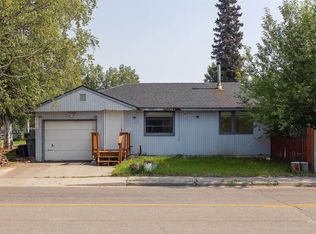 201 Aurora Dr, Fairbanks, AK 99709