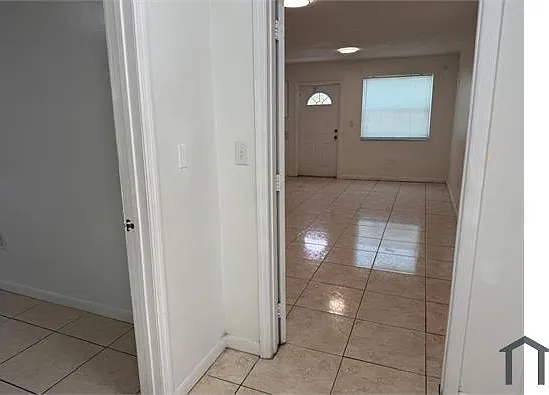 6301 SW 27th St #1 — Photo 19