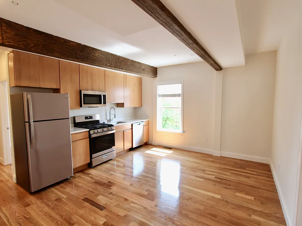 12 Greenwood Pl #3