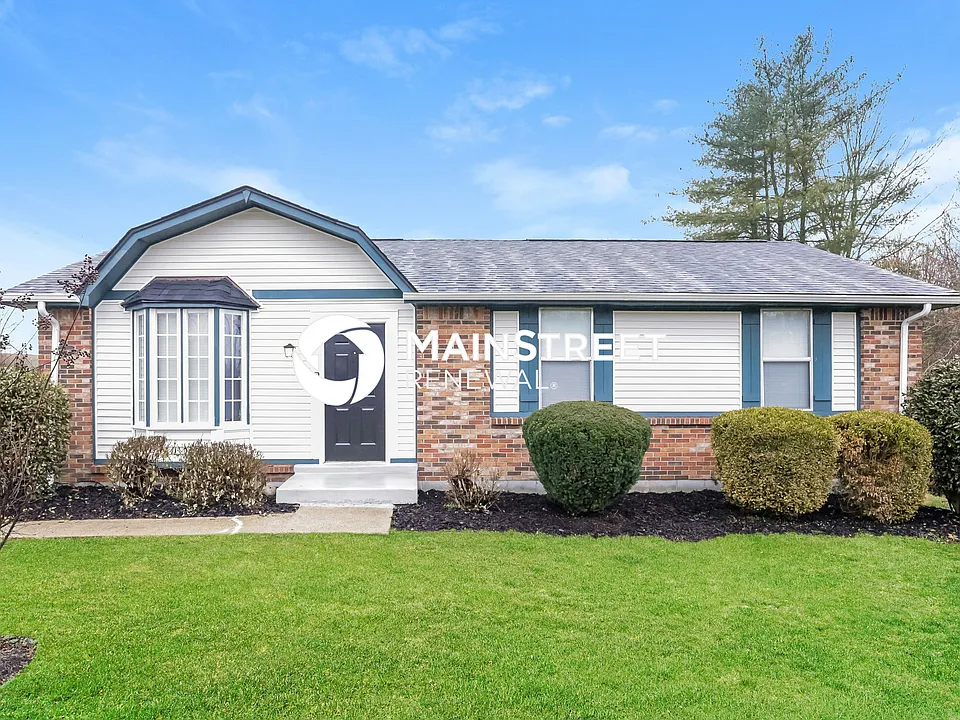 147 SE Springdale Dr