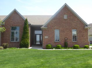 24888 Lake Winds Dr, Perrysburg, OH 43551