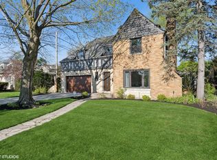 6741 N Le Mai Ave, Lincolnwood, IL 60712